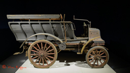 Daimler 6-HP Twin Cylinder Six-Seat Brake (1897)
